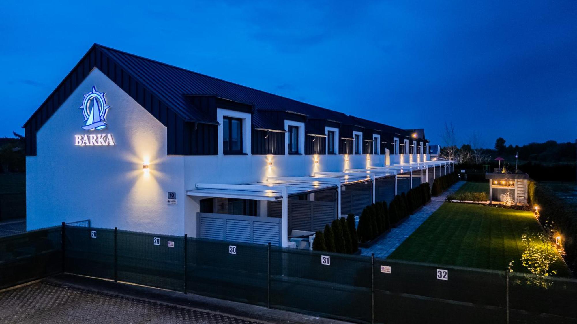 Barka - Apartamenty Premium Oraz Pokoje Blisko Plazy Karwia Exterior photo
